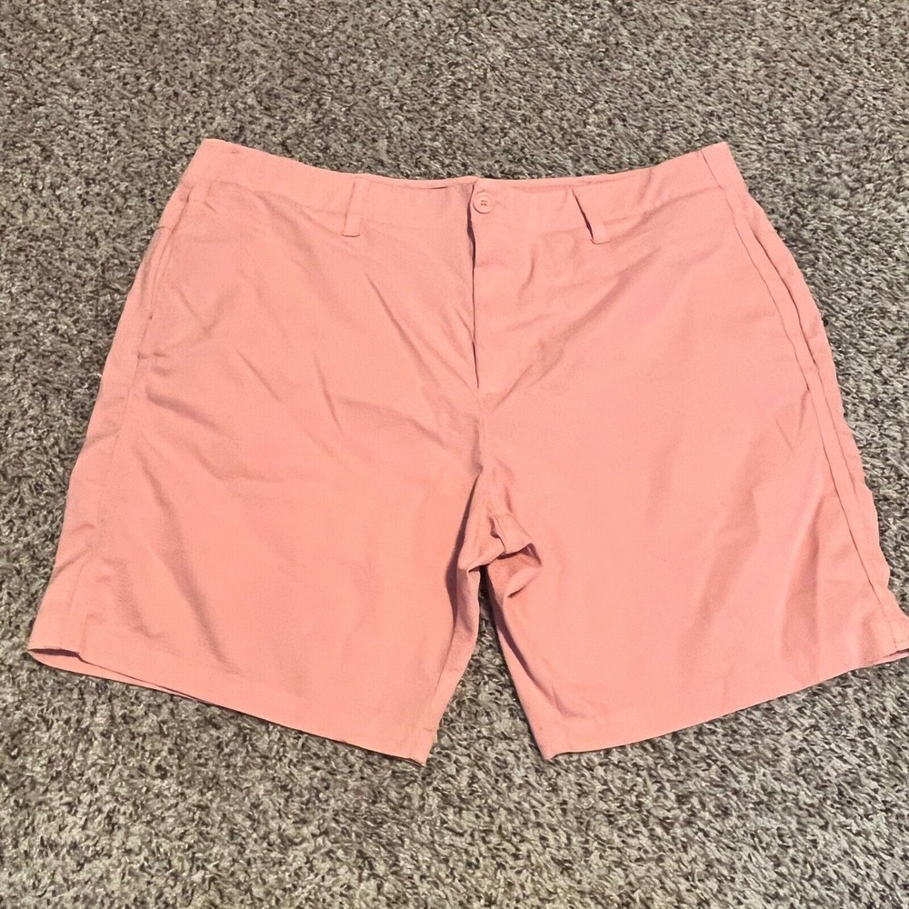 Under Armour Golf Shorts Performance Tech Lightweight Salmon color‎ Size 40